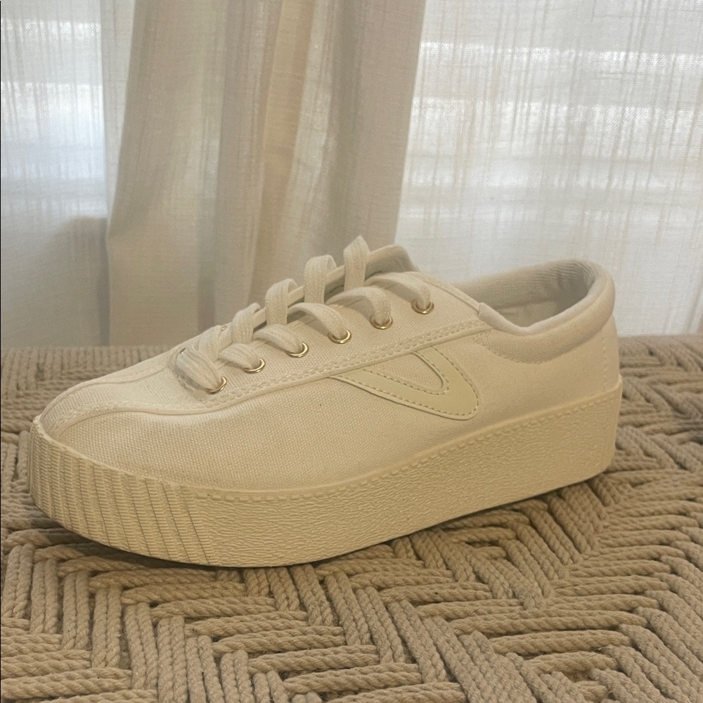 Tretorn Off-White Casual Sneakers - Picture 8 of 9